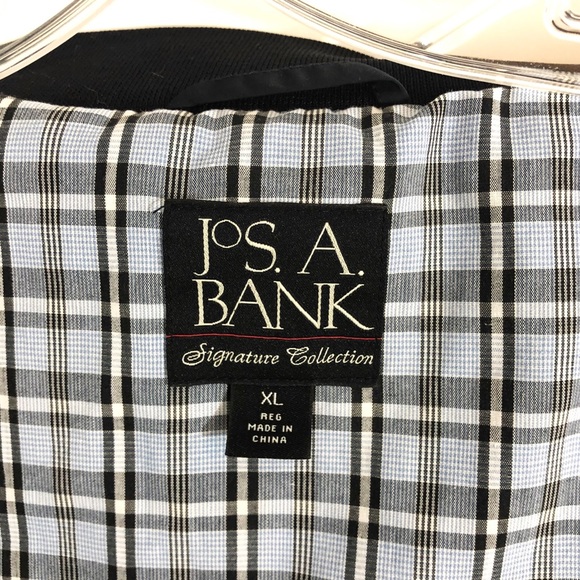 Jos. A. Bank Men’s Button Down Windbreaker Jacket - Picture 5 of 6